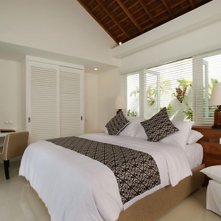 Collection O 20 Astana Kunti Seminyak Hotel Exterior photo